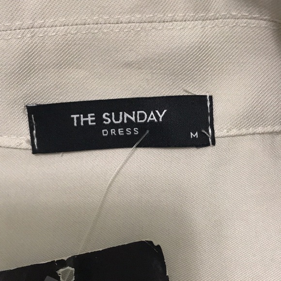 The Sunday ladies trench coat. Medium, NWT - Picture 3 of 9